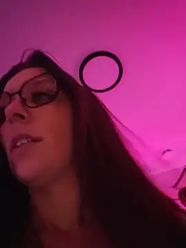 LilyOrion webcam