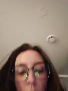 LilyOrion 🚛 live naked chat