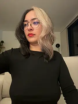 Rae_Lil_White 📋 online sex cam
