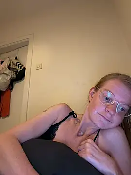 jannis1992 ✉ free sex cam