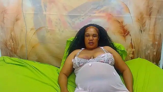 LuxeBBWxx2 🛄 sex chat