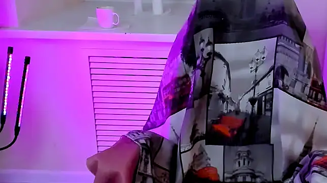CarolGiggly webcam