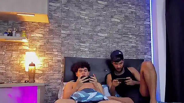 TheimperialBoys77 webcam