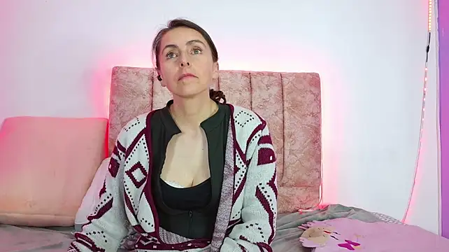 Ava_Raye webcam