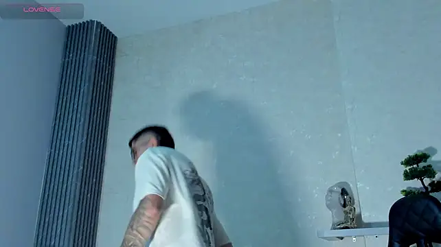 Ostin_Colt webcam