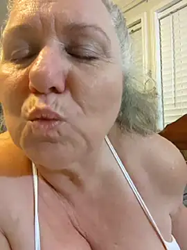 LeslieLustalot webcam