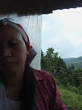 Linda-04 webcam