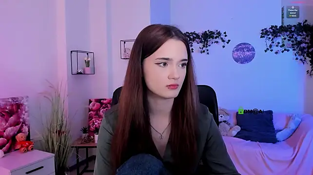 liana_kisses webcam
