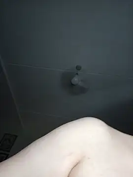 Kiki_06 webcam