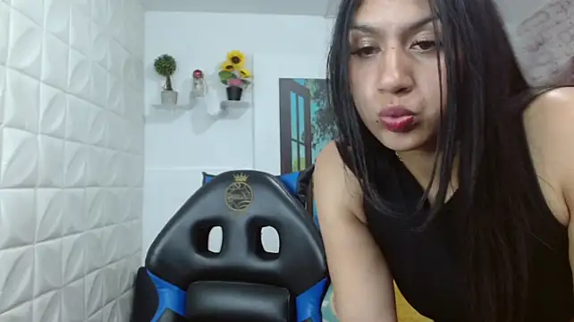 gigi_gilt_ webcam