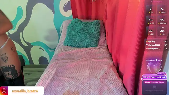 Lila_bratzz webcam