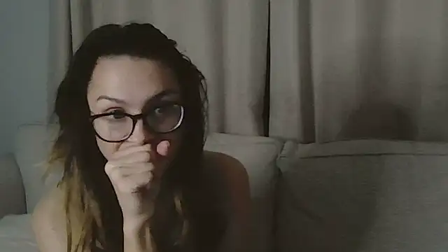 confidentialcouple_90s (Ask my age) - footjob