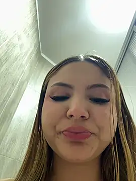 Bella01_