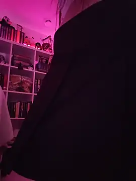 LilyOrion 🚛 live naked chat