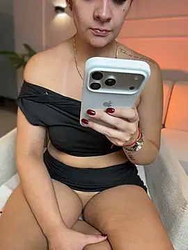 GabriellaFerrer webcam