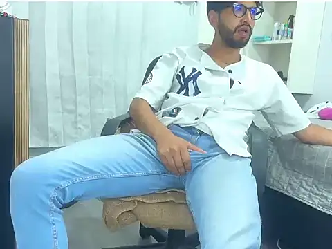 thomass1018 webcam