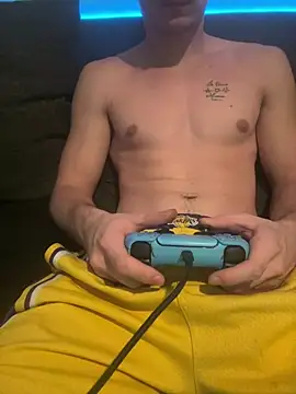 Lucas328706 webcam