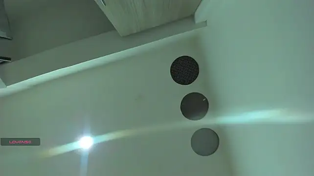 Emma_Hearts webcam