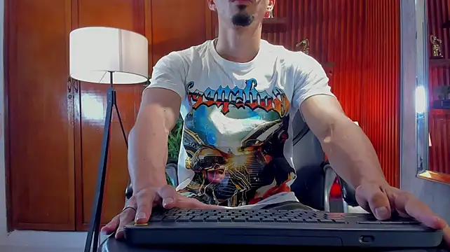eros_becker webcam
