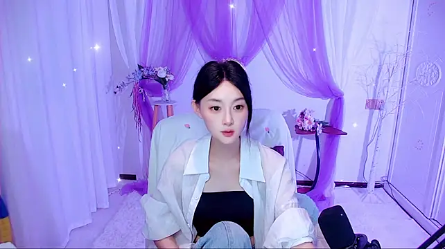 Tili_Lucky webcam