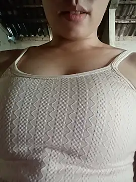 MissLuna01 webcam