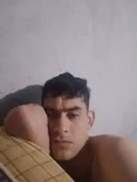 DarkKwhite webcam