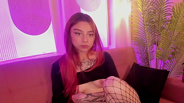 Nickie_reed_
