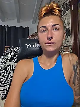 kylie_blck (F young) - SpreadPussy+1SurpriseVideo