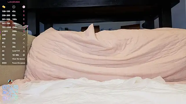 SweetSakuraJane webcam
