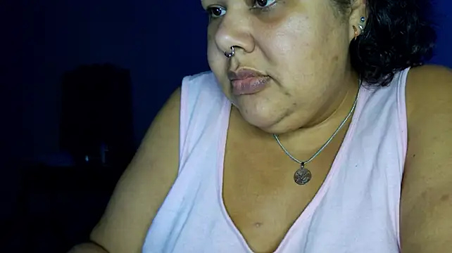 xlatinastar webcam