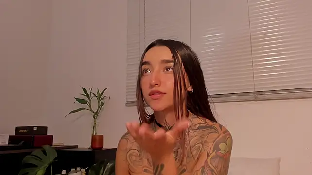 Emily_Rousess