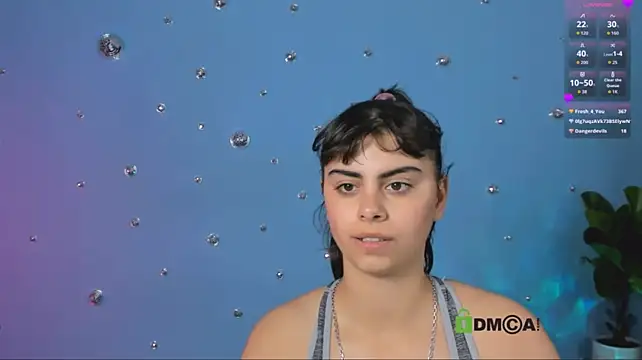 luna_noct live cam on StripChat