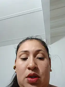 Hot_bella12 webcam