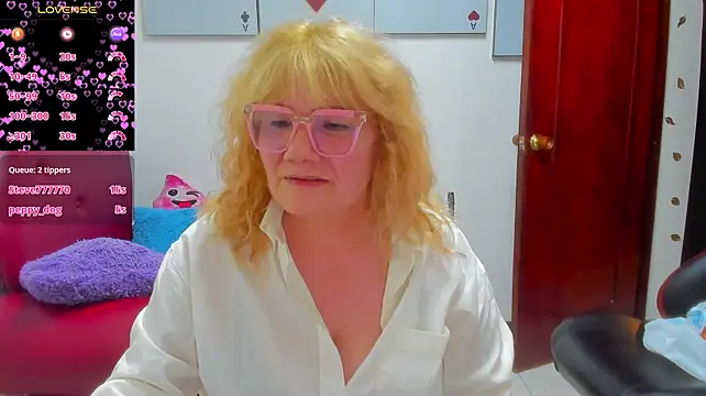 Salomeediaz_ live cam on StripChat