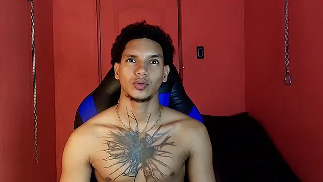 kai_storm77 live cam on StripChat