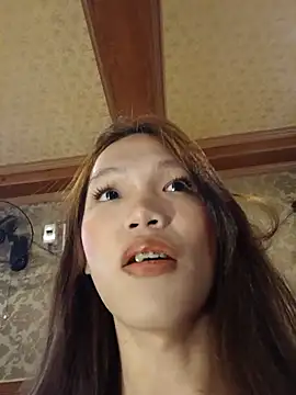 hugecock_mandy webcam