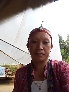Linda-04 webcam