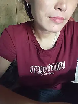 Heryy_xx live cam on StripChat
