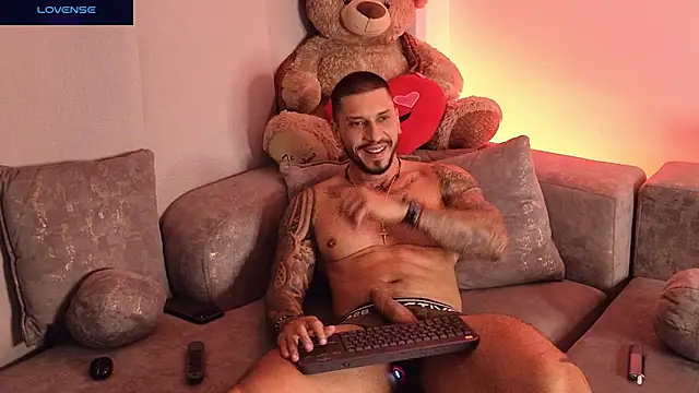 Seth_Vegaa live cam on StripChat