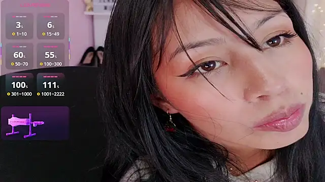 Miss_Charlottet webcam