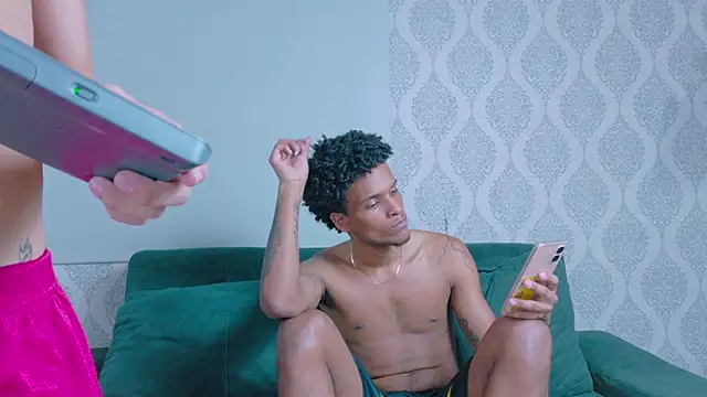 exotic_boysxx webcam