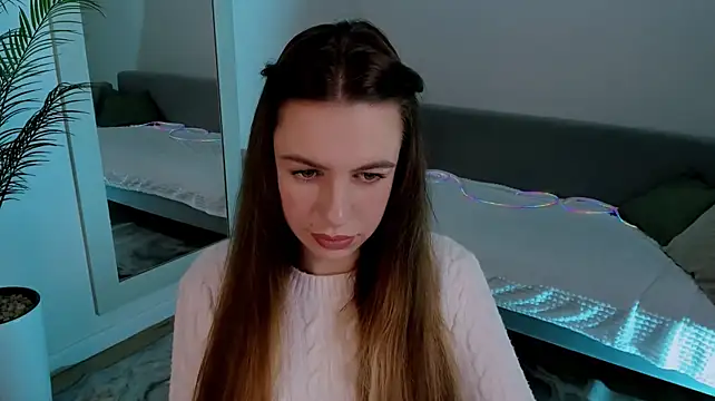 Charmingmissmelissa webcam