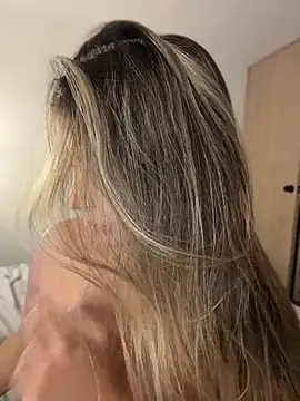 oriana_zoeee webcam