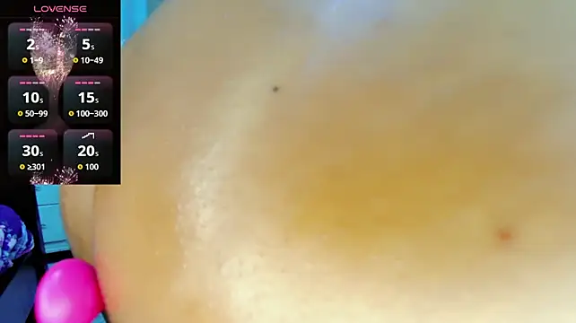 Naasha_ webcam