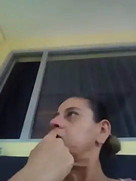 sasi_luna webcam
