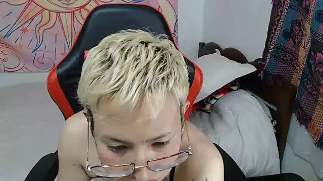 ArrangedFoot live cam on StripChat