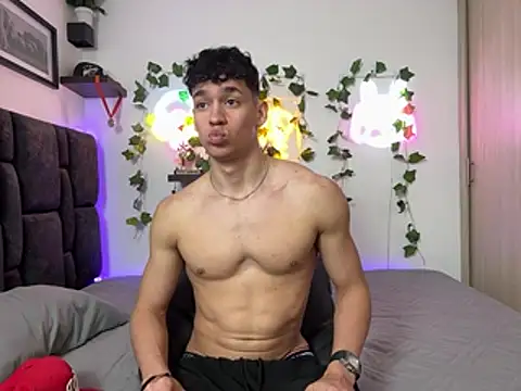 Luke_Muscle