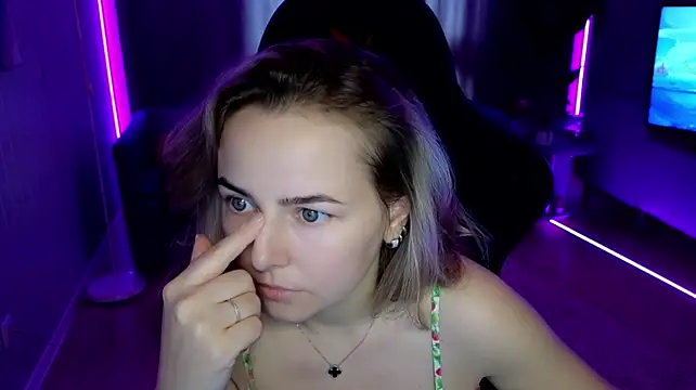 Mira_Mermayd webcam