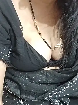 cutee_bhabhi live cam on StripChat