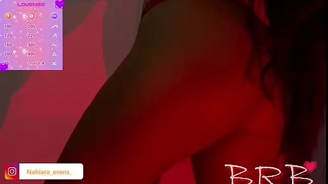 NahiaraEvans_